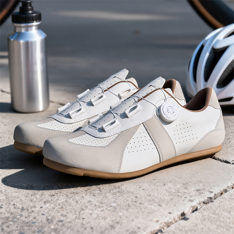 女性用ノンロックマウンテンバイクシューズ、クリートなし、ロー - Cycling Shoe Insoles のレビューと価格